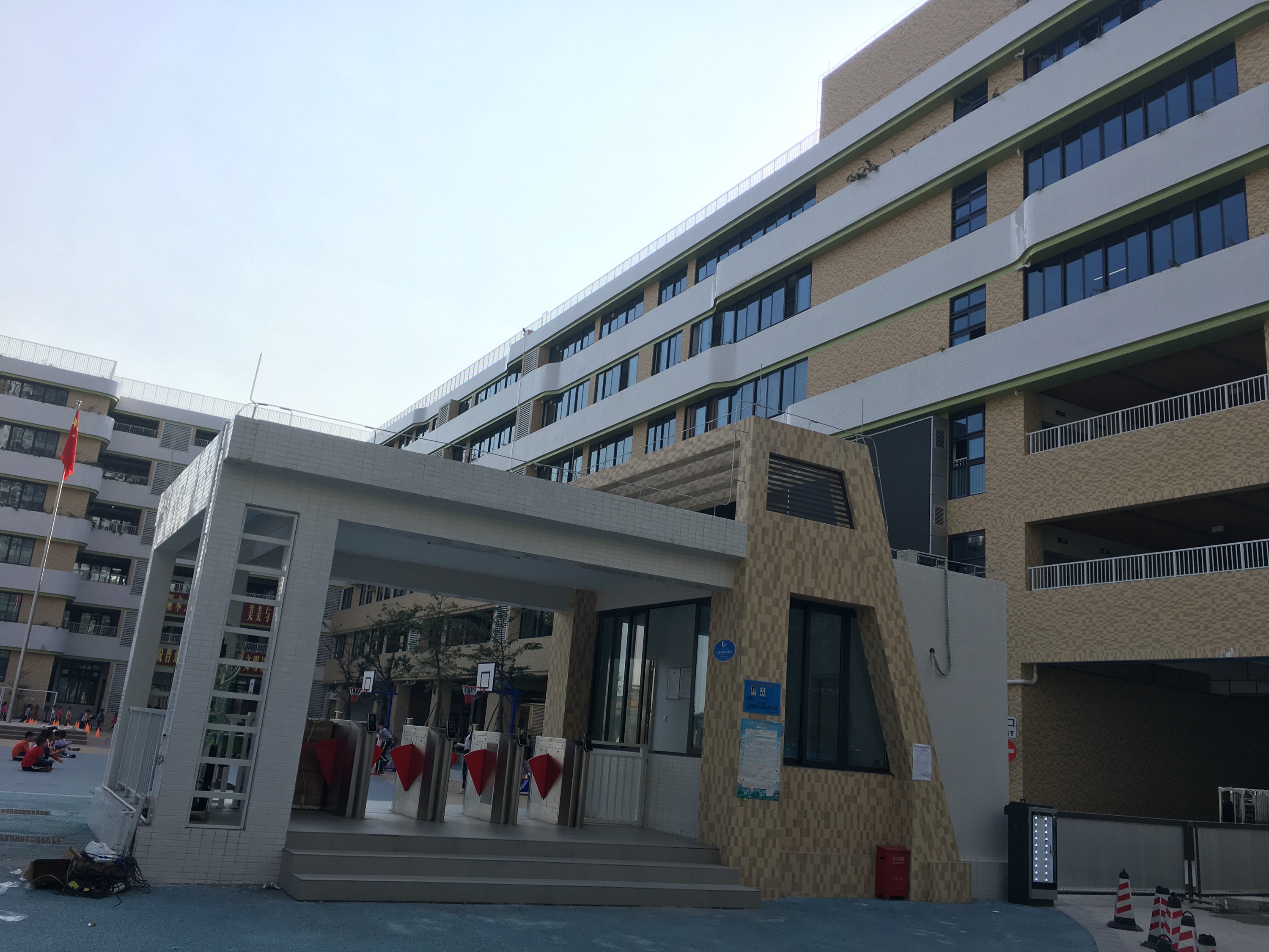 佛山市禅城区环湖小学东校区