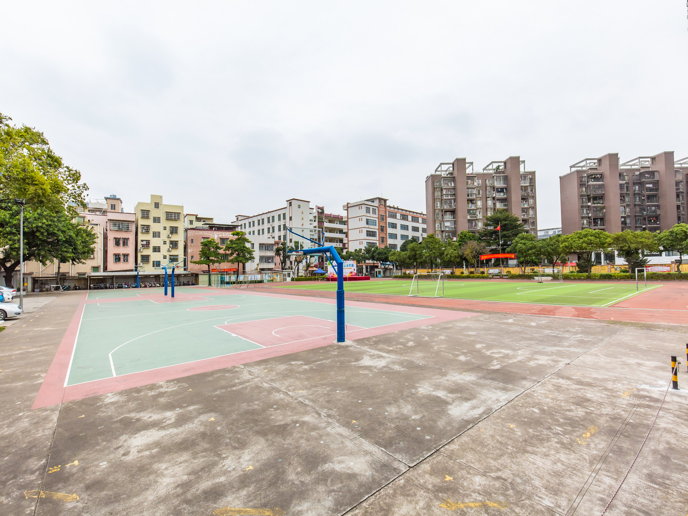 广州市番禺区大石中心小学